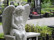Плюсы бесплатного сервиса для поиска и подбора ритуальных компаний и услуг