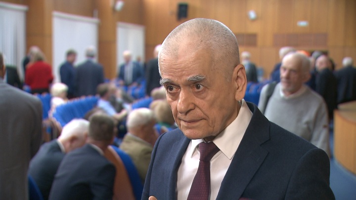 Академик РАН Онищенко: никакого гонконгского гриппа нет