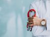 ОМС: что это такое и как работает