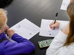 Эксперт Денисова-Мельникова: письмо от руки помогает созданию нейронных связей в мозге