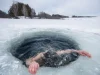 Врач Филева рассказала, для кого может быть опасно купание в проруби