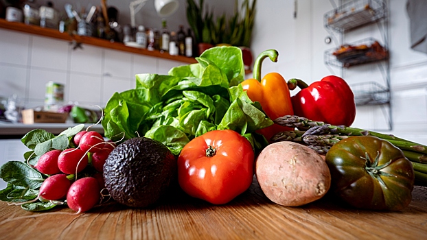Топ-10 продуктов от весенней апатии