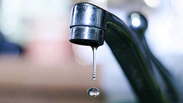 В Звереве из-за порыва снижено давление воды в частном секторе