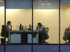 Названы способы удержать форму при сидячей работе в офисе